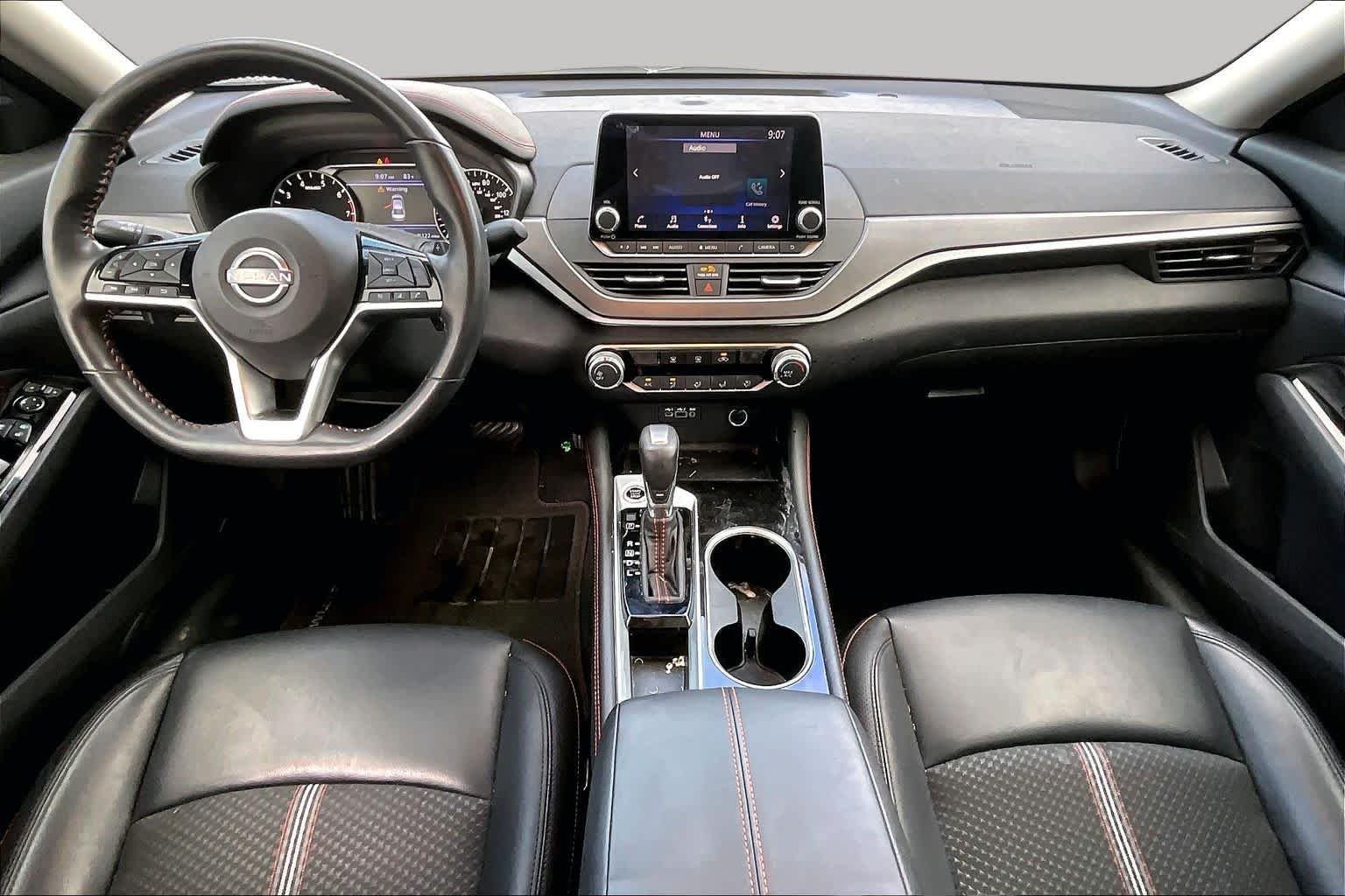 Used 2023 Super Black Nissan 2.5 SR image 14