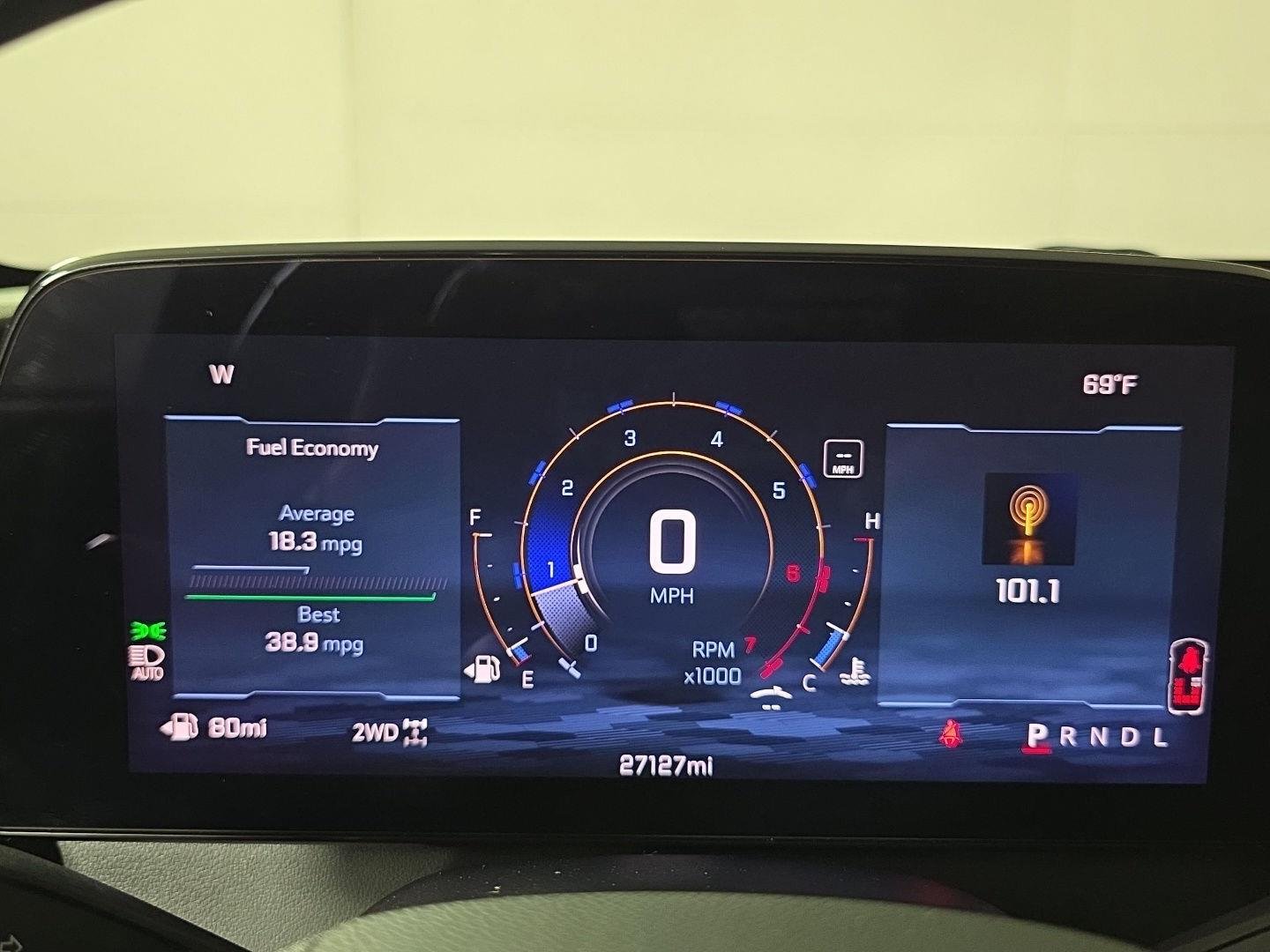 Used 2025 Mosaic Black Metallic Chevrolet AWD Z71 image 25