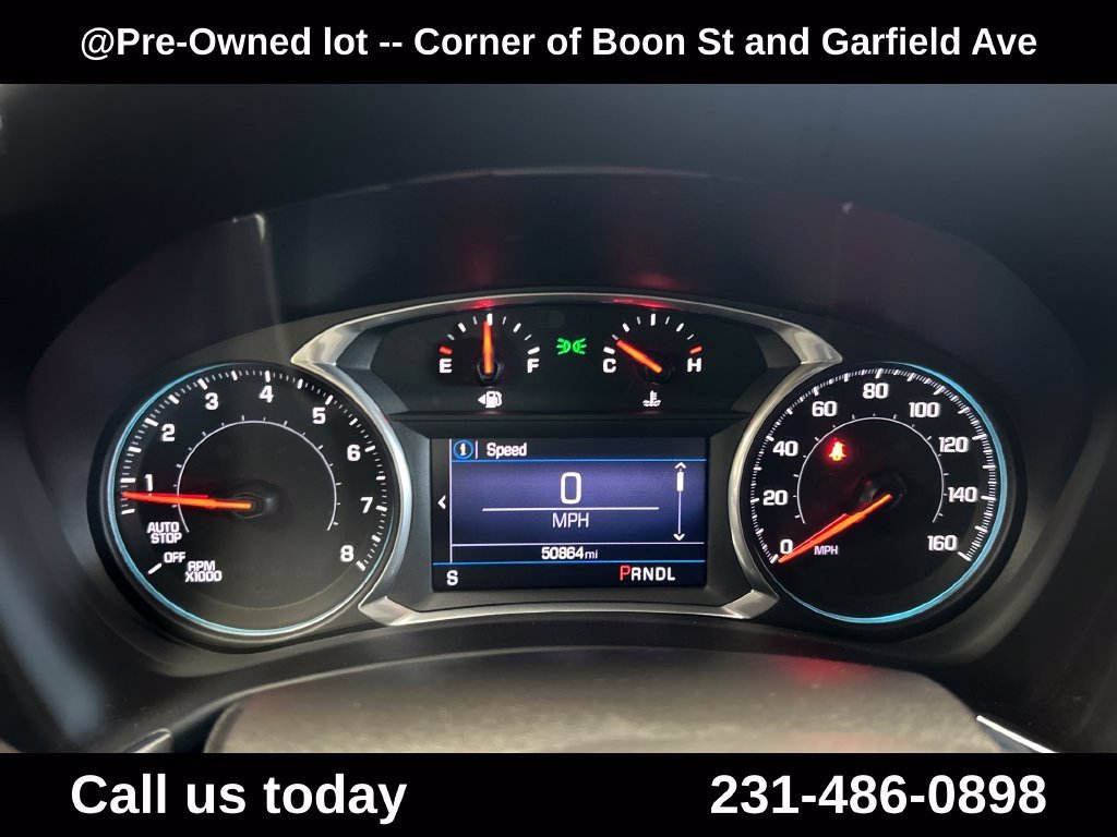 Used 2022 SILVER ICE METALLIC Chevrolet LT image 25