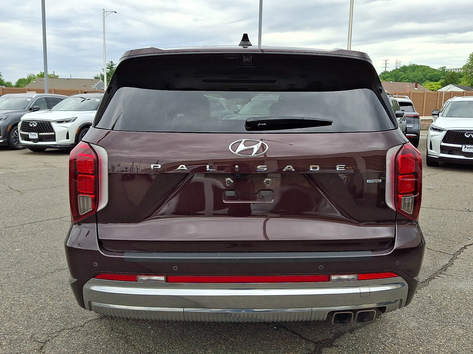 Used 2024 Sierra Burgundy - W7B Hyundai Calligraphy image 5