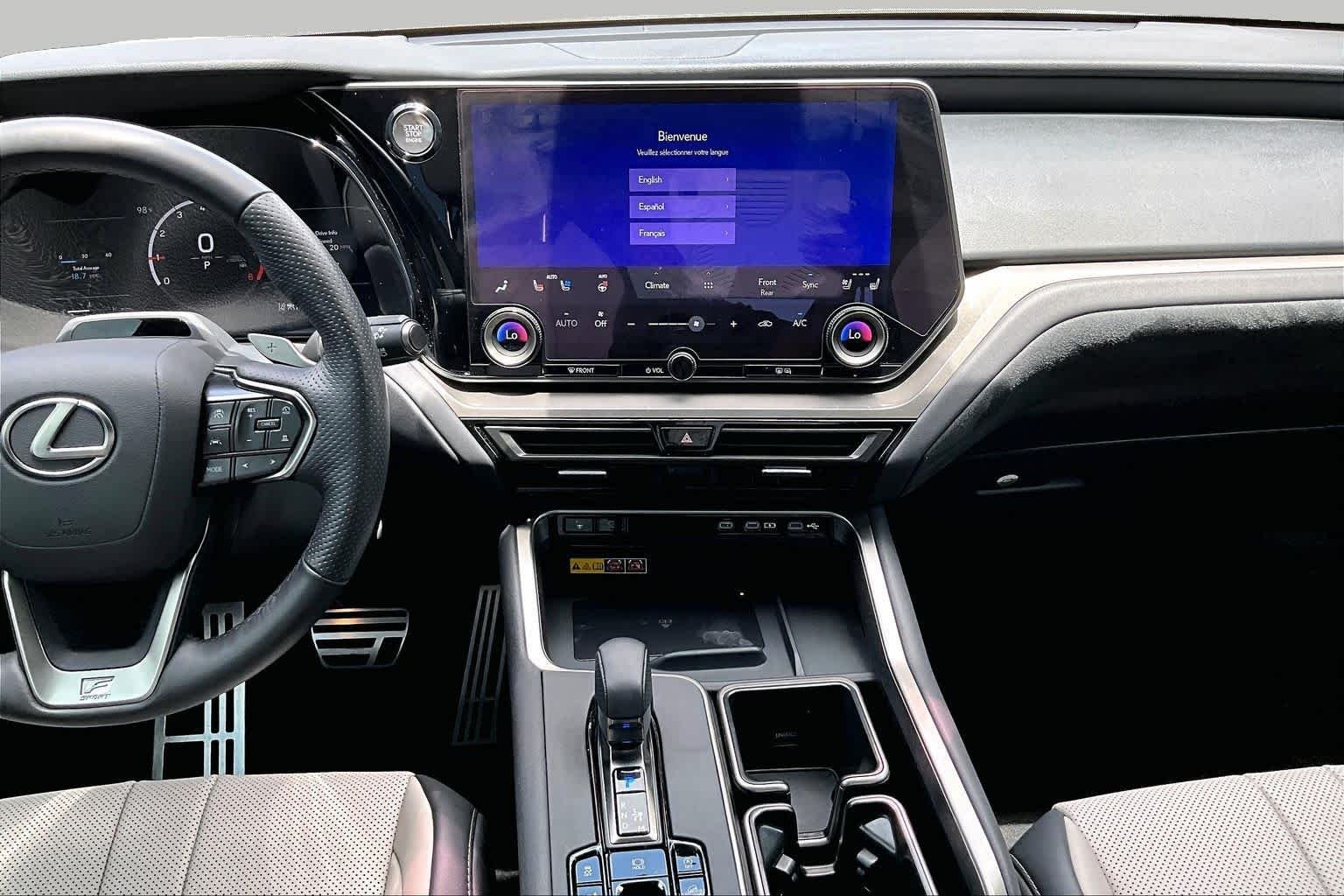 Used 2026 Wind Chill Pearl Lexus F SPORT Handling image 7