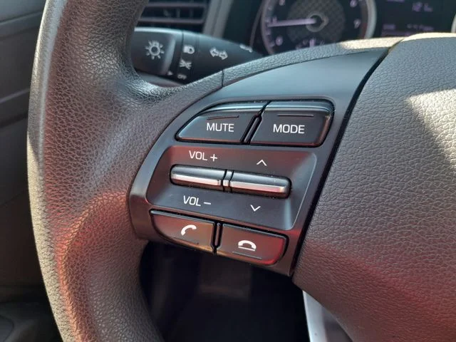 Used 2019 Gray Hyundai SE image 14