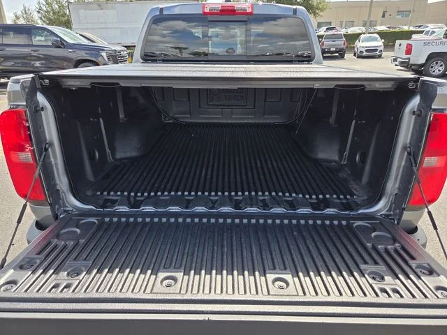 Used 2021 Gray Chevrolet Z71 image 17