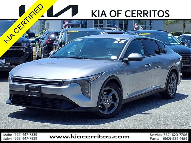 2025 Kia K4 LXS