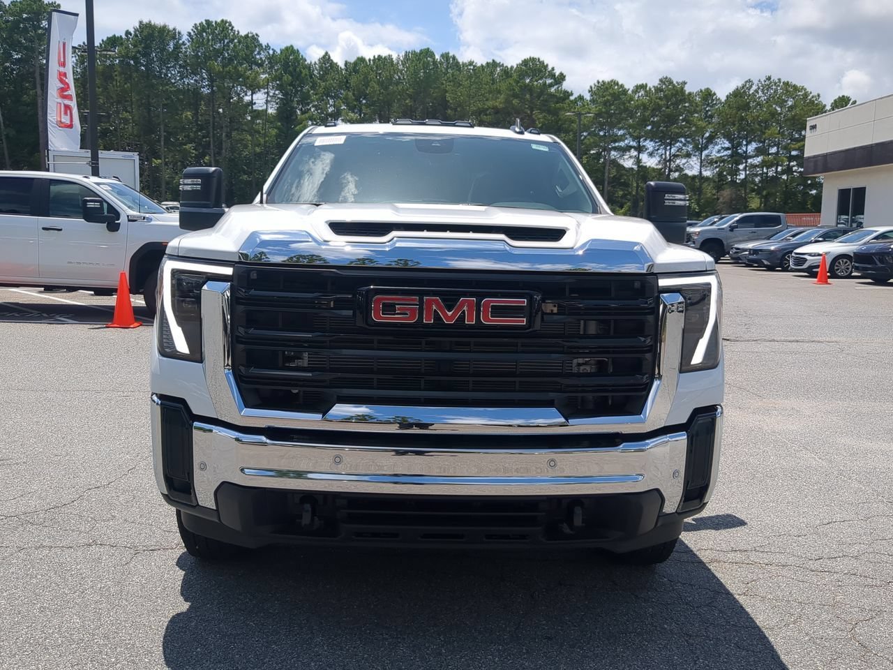 New 2026 Summit White GMC Pro DRW image 3
