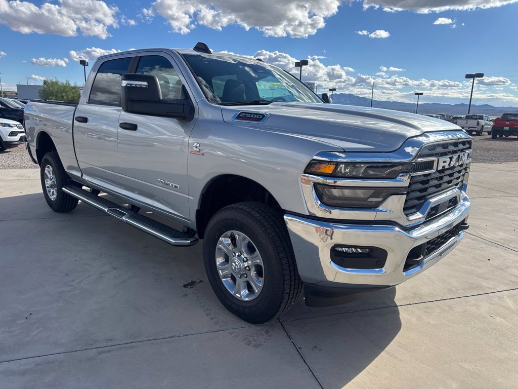 New 2027 Silver-Zynith Exterior Paint RAM Big Horn image 6