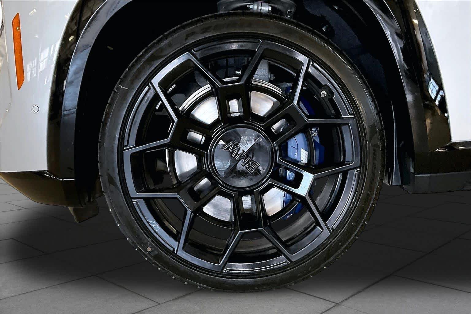 New 2026 Mineral White Metallic BMW Label image 11