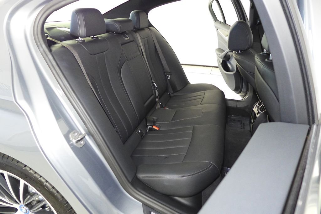 Certified Used 2023 Skyscraper Gray Metallic BMW 530e iPerformance image 20