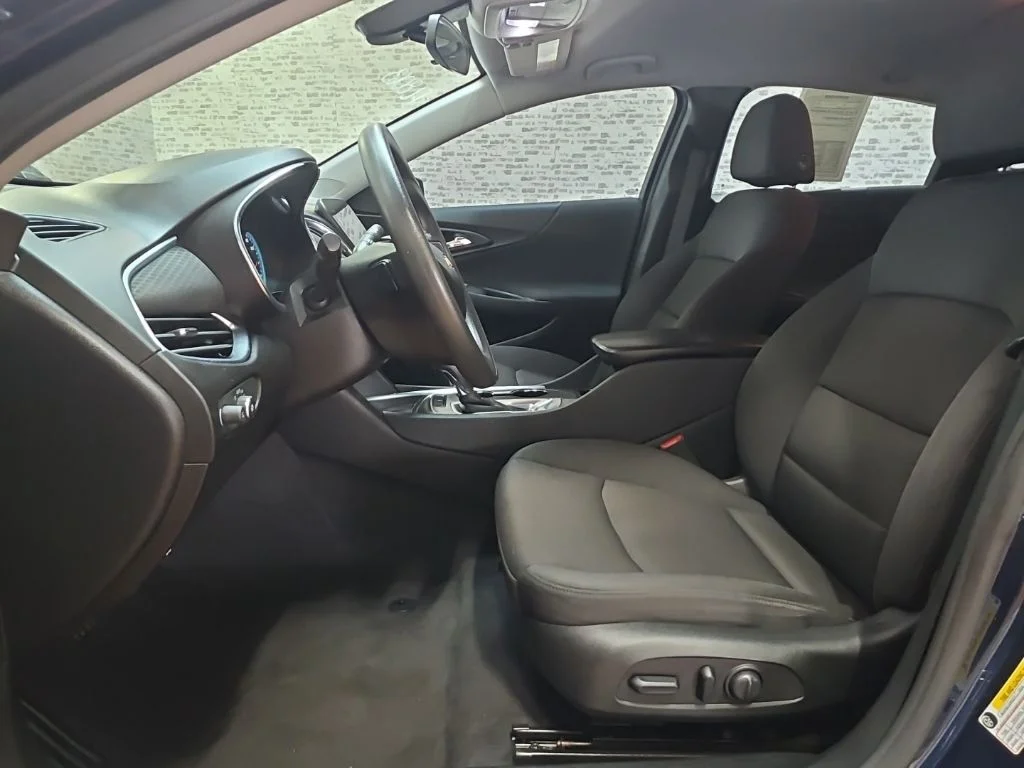 Used 2020 Blue Chevrolet LT image 21
