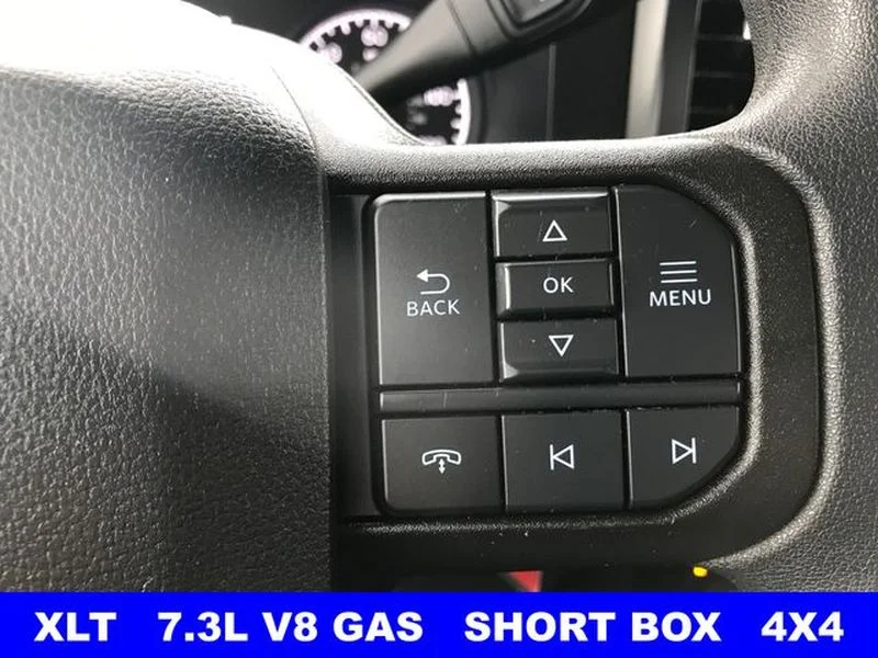 Certified Used 2023 Oxford White Ford XLT image 11