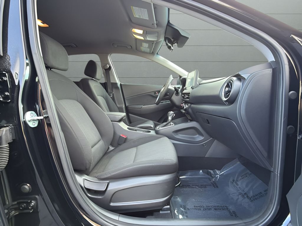 2023 Hyundai Kona SEL - Photo 14