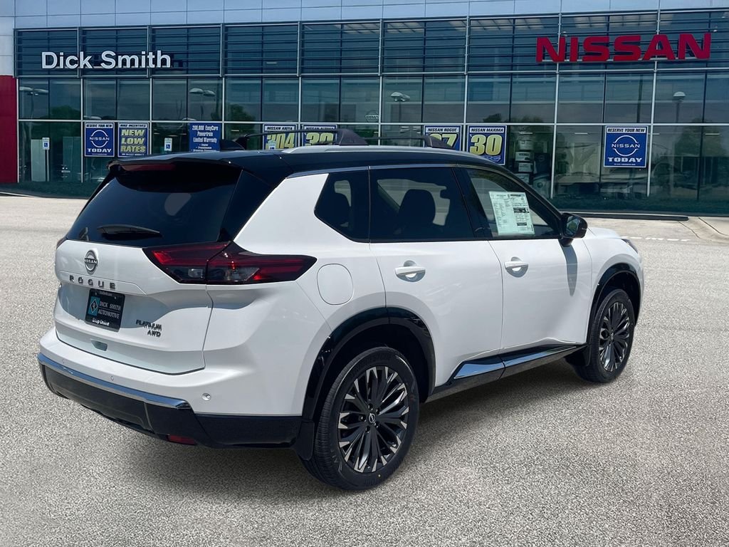 New 2026 Everest White Pearl TriCoat / Super Black Two-tone Nissan Platinum image 6