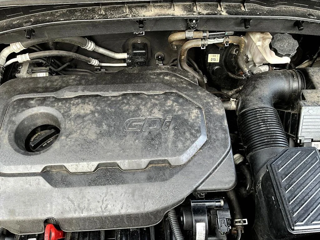 Certified Used 2018 Silver Kia LX image 31