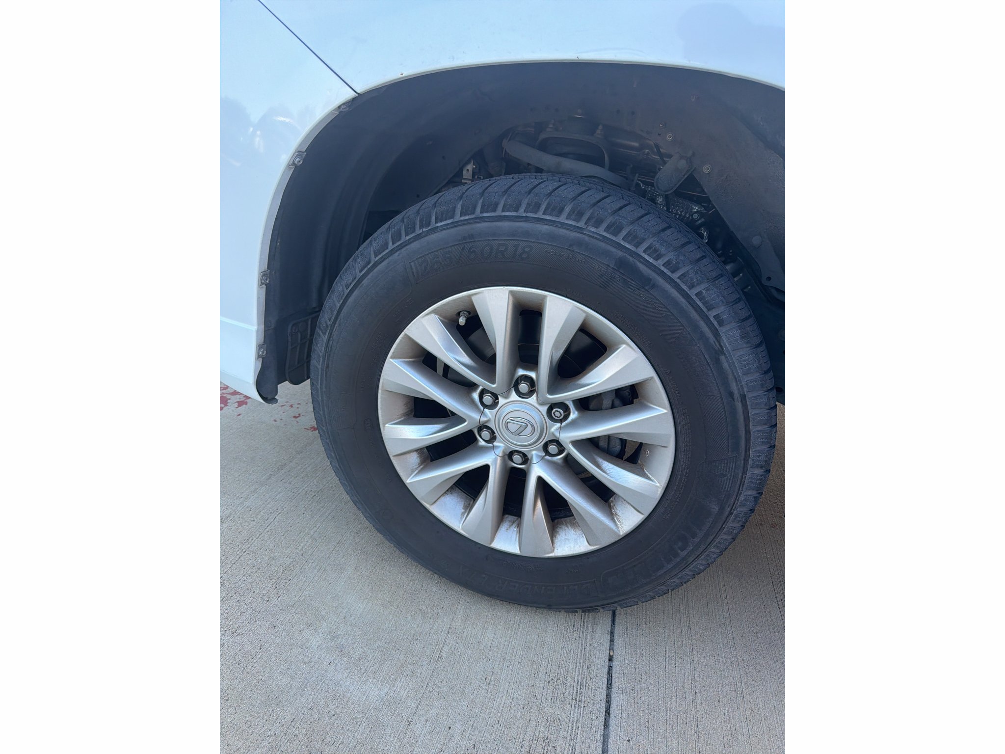 Used 2018 Starfire Pearl Lexus Premium image 21