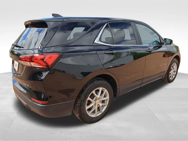 Used 2024 Mosaic Black Metallic Chevrolet LT image 7