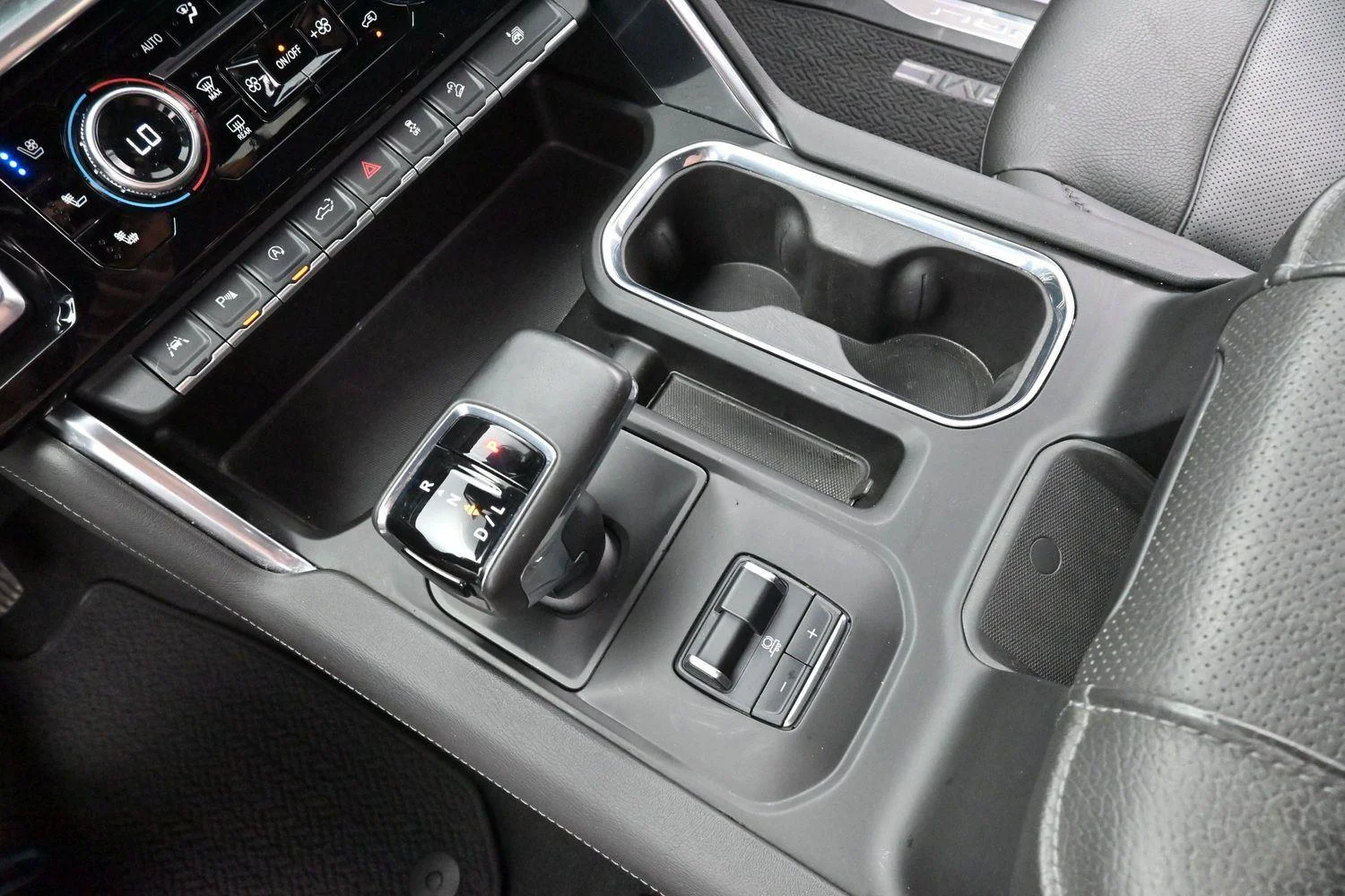 Used 2023 Summit White GMC Denali image 26