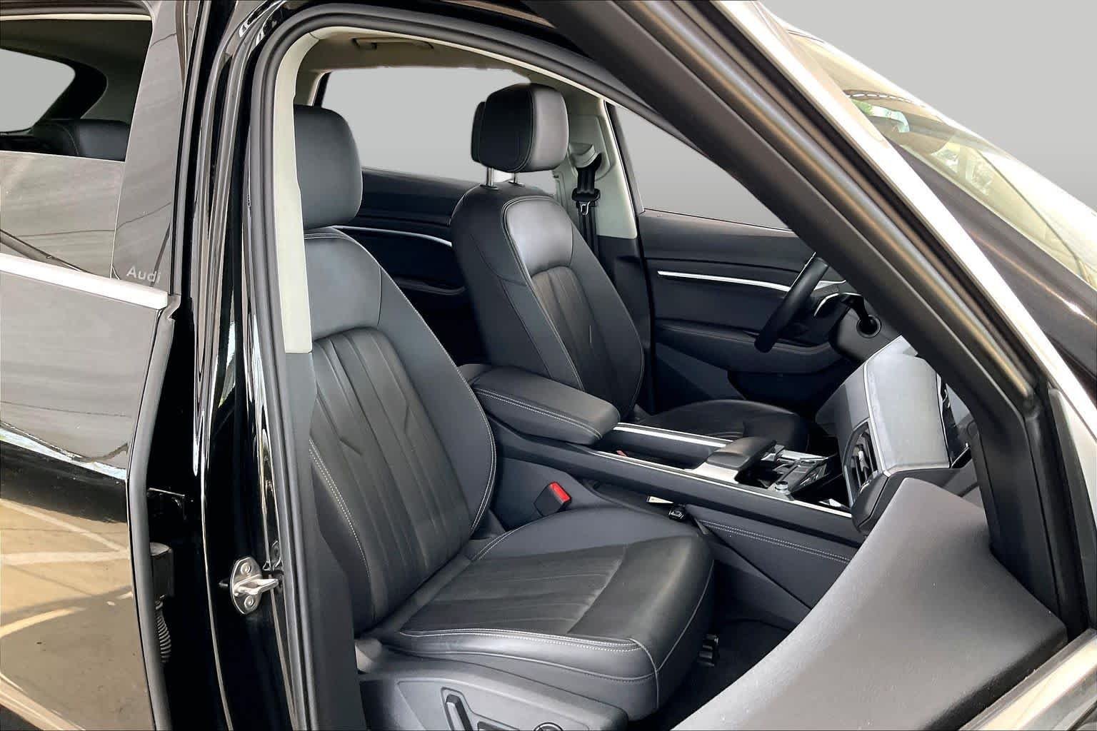 Used 2024 Mythos Black Metallic Audi Premium Plus image 8