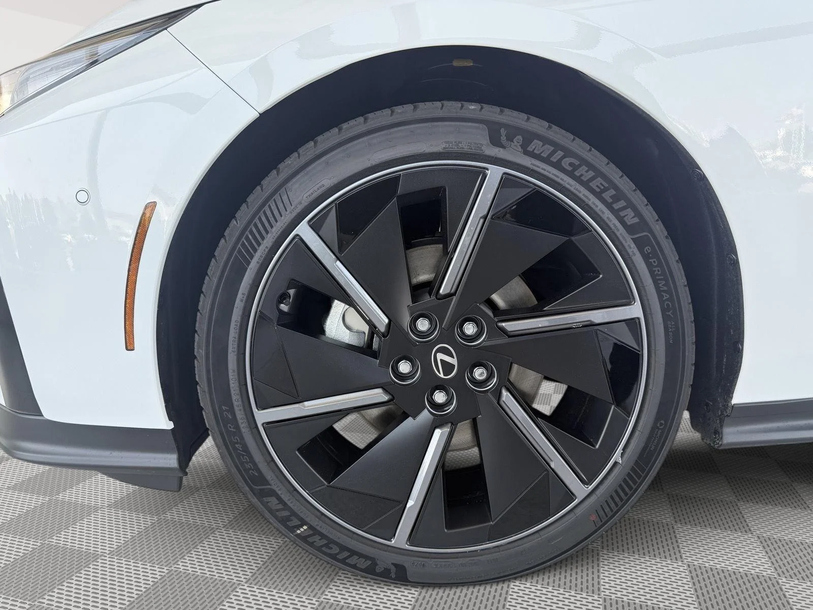 New 2026 Ultra White Lexus ES 500e Luxury image 16