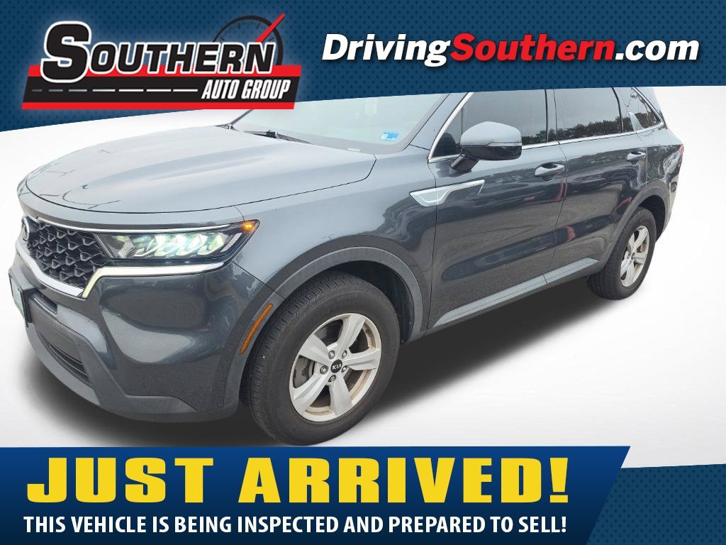Certified Used 2021 Gray Kia LX image 1