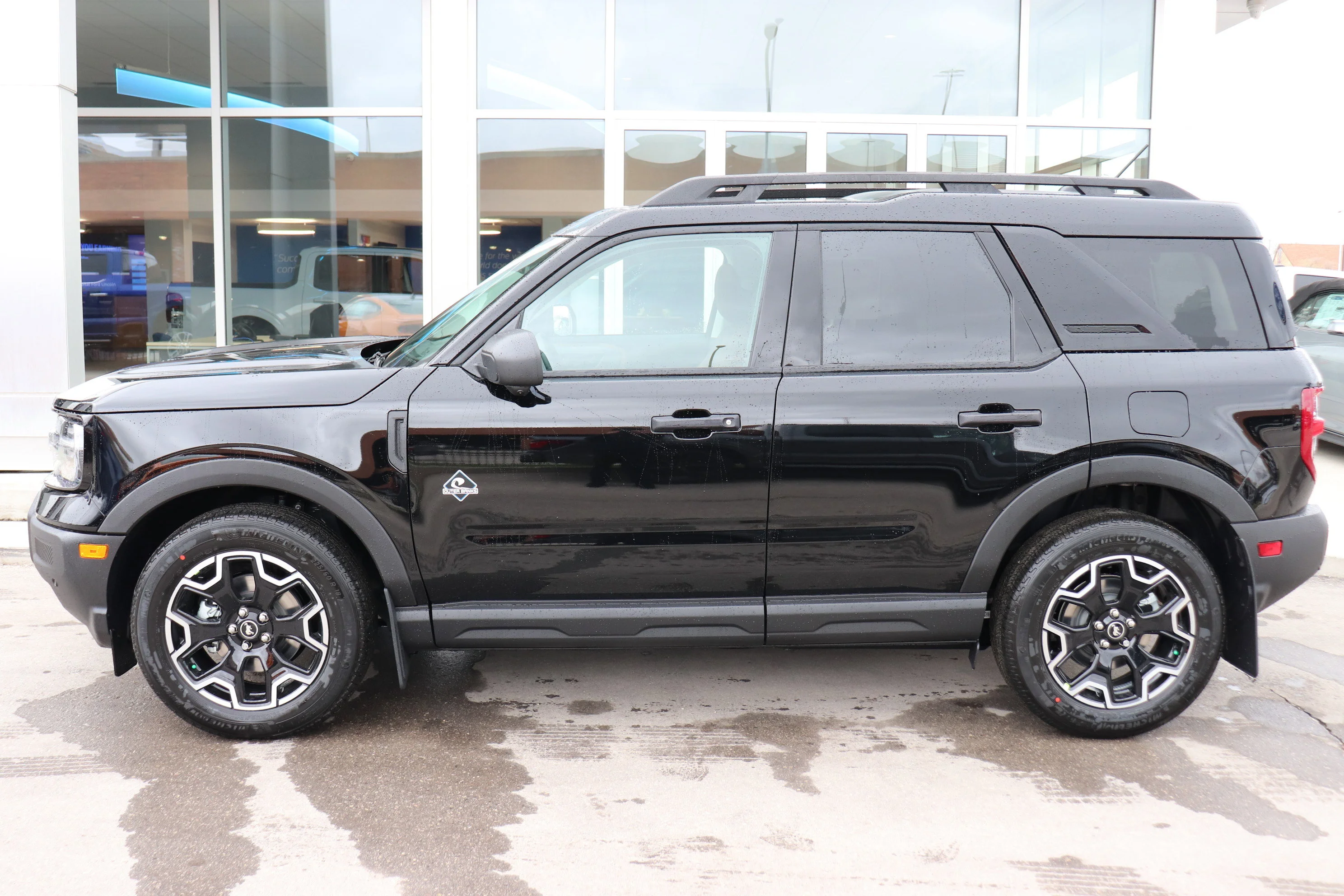 New 2026 SHADOW BLACK Ford Outer Banks image 3