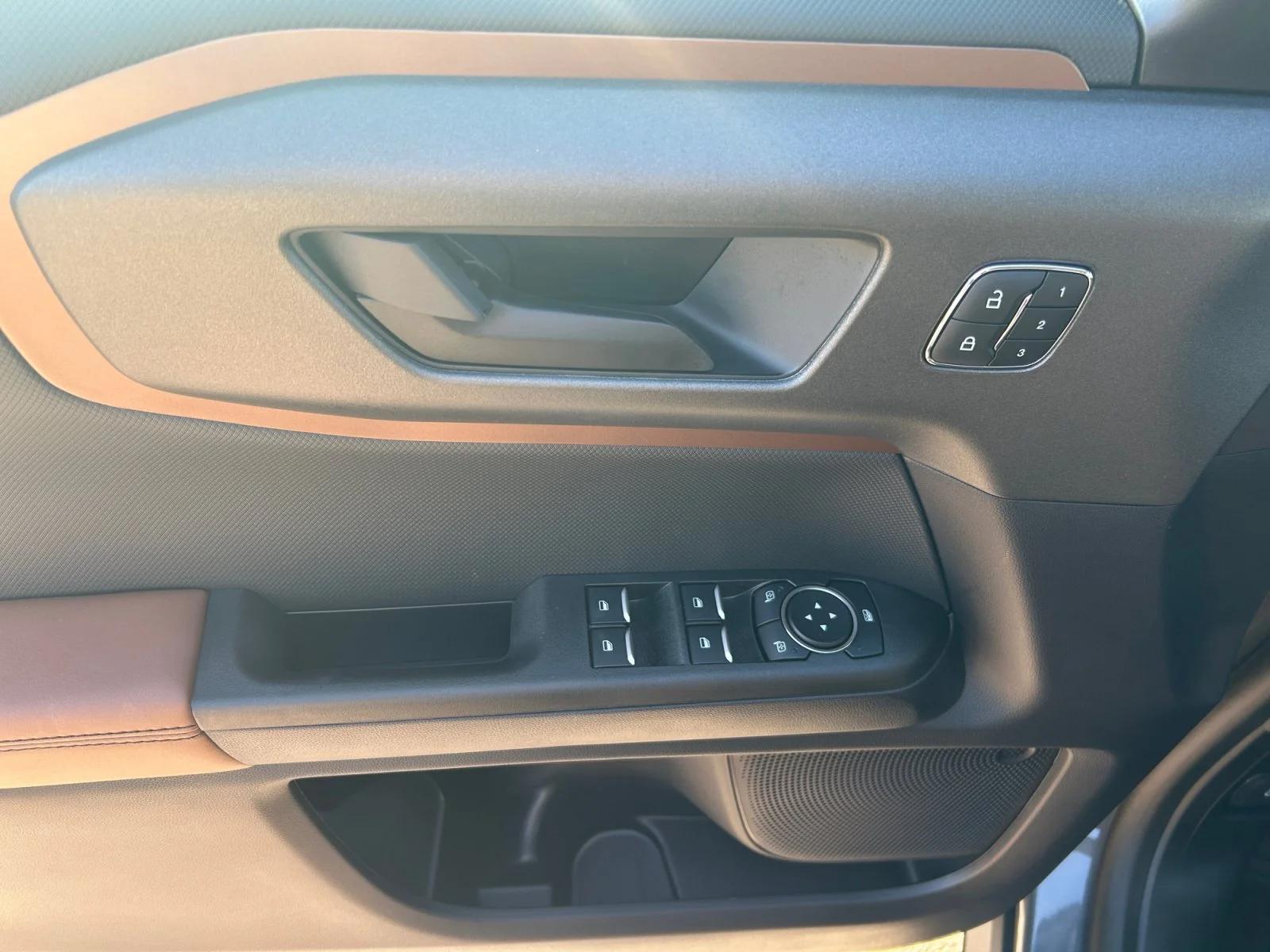 New 2026 Carbonized Grey Metallic Ford Outer Banks image 16