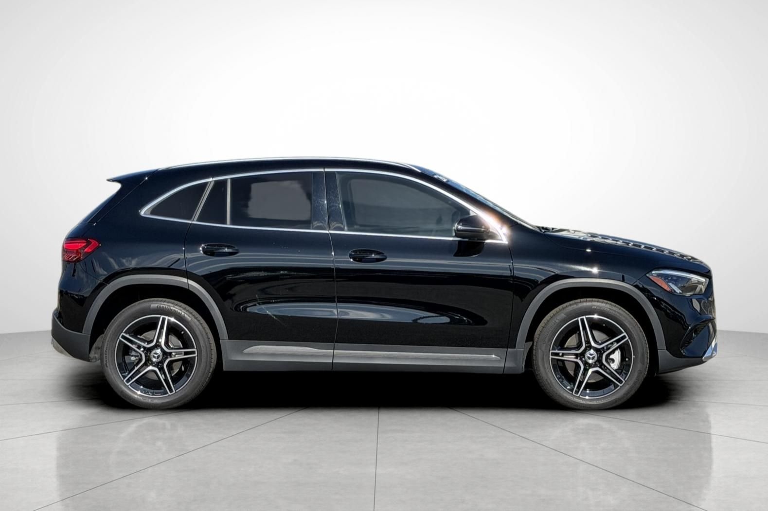 Certified Used 2026 Black Mercedes-Benz GLA 250 image 32