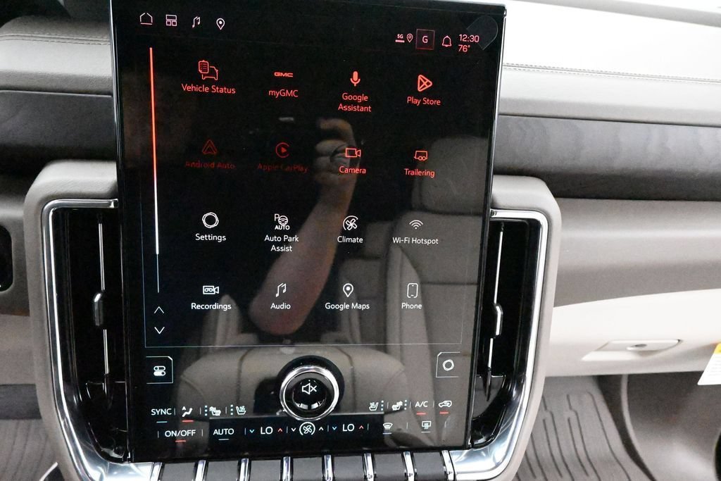 2026 GMC Yukon XL Denali - Photo 14