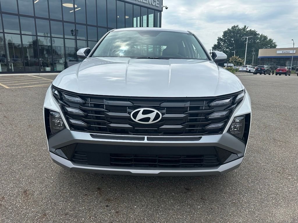Used 2026 White Hyundai SE image 2