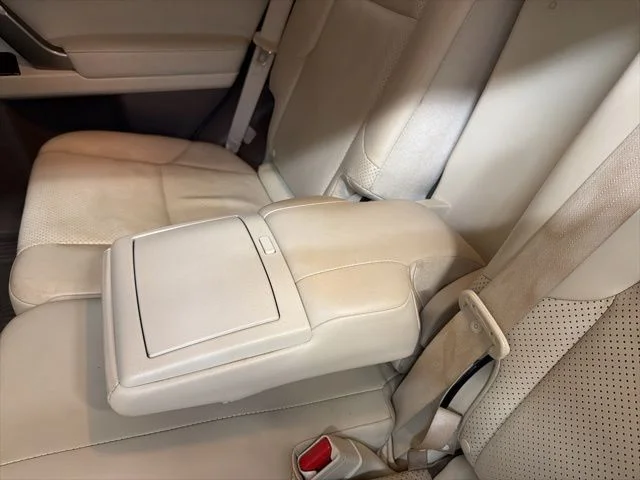 Used 2015 Starfire Pearl Lexus 460 Luxury image 16
