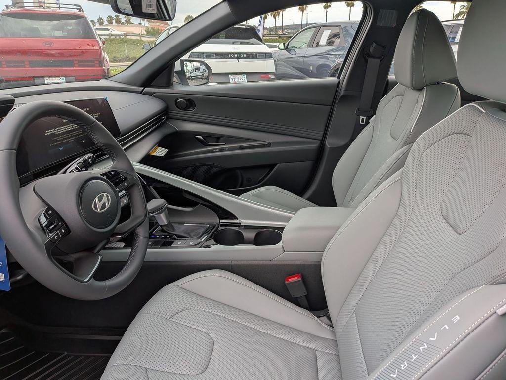 New 2026 White Hyundai Limited image 15