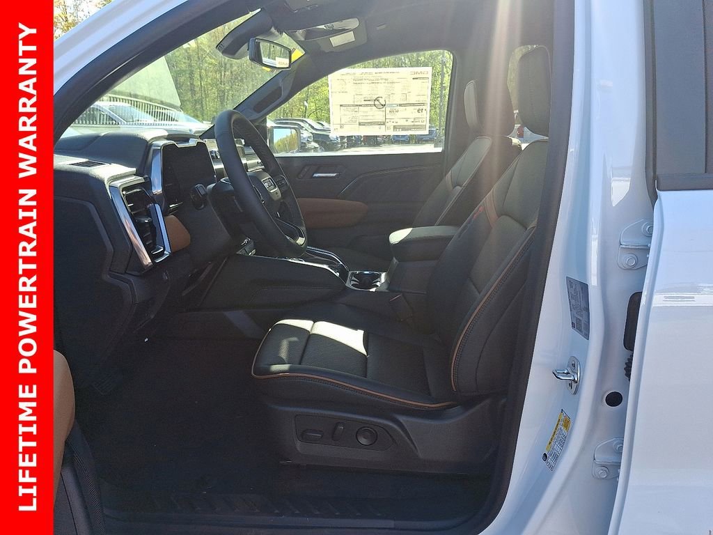 2025 GMC Canyon AT4 - Photo 7