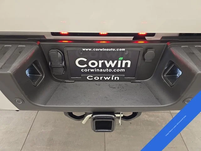 New 2026 Star White Metallic Tri-Coat Ford F-450® Platinum® image 21