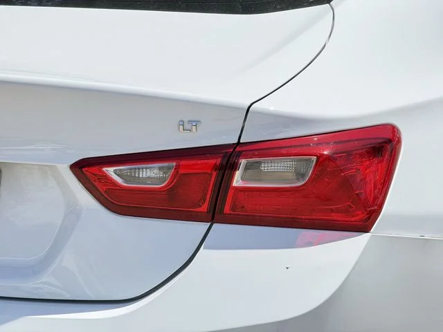 Used 2018 White Chevrolet LT image 5