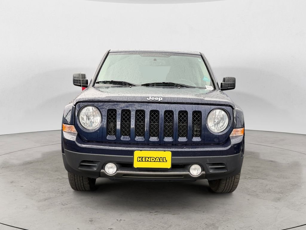Used 2016 Blue Jeep Latitude image 7