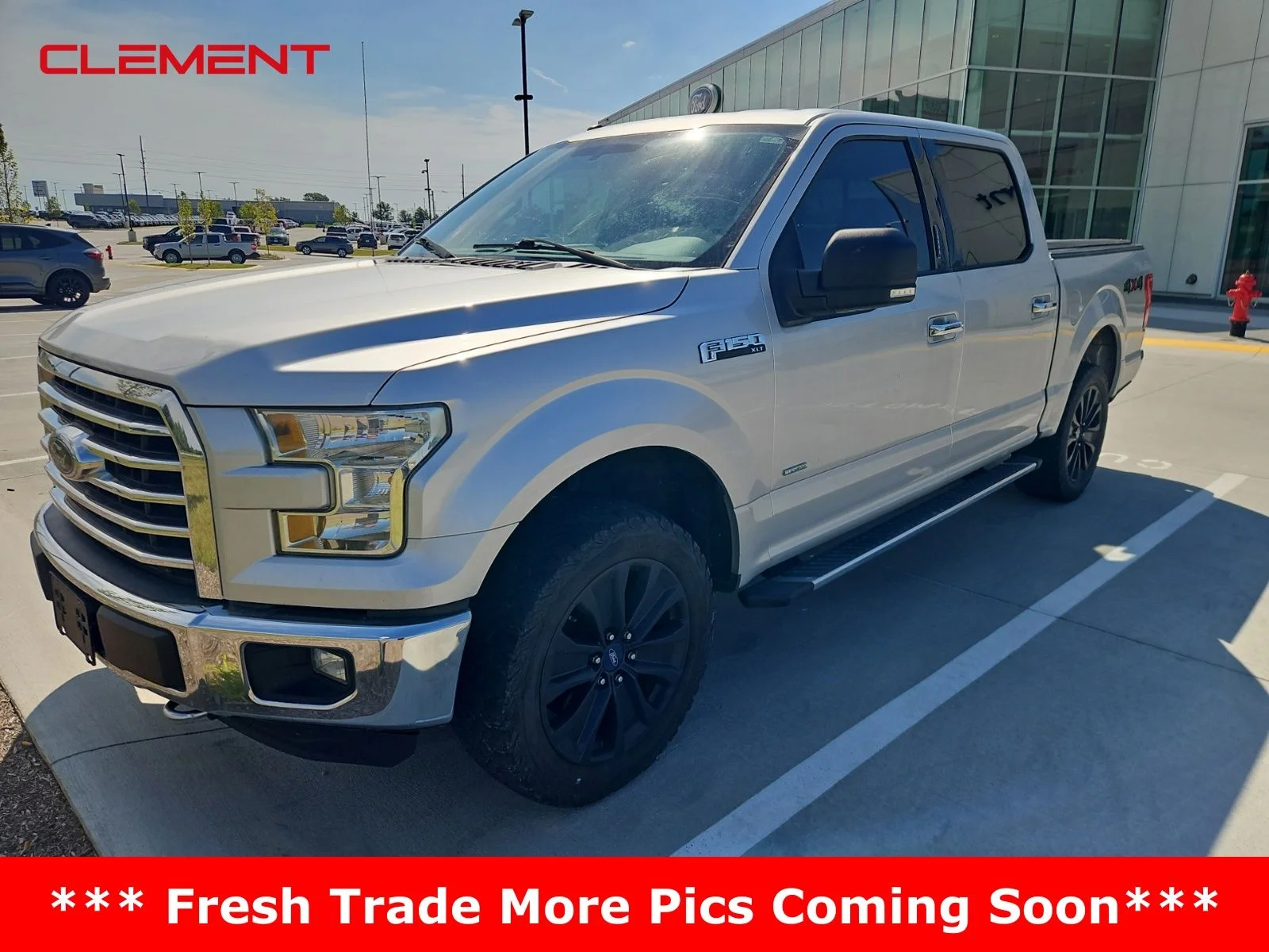 Used 2016 Ingot Silver Ford XLT image 2