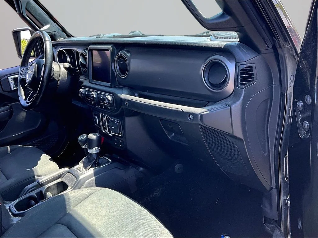 Used 2022 Black Jeep Willys image 15