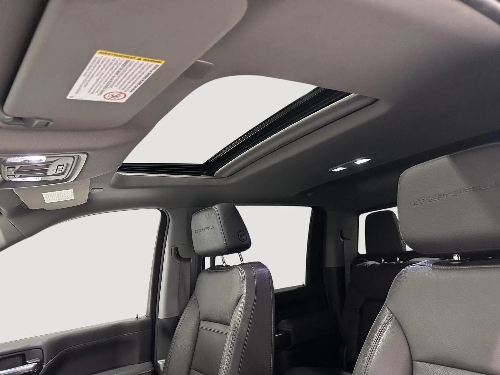Used 2021 EBONY TWILIGHT METALLIC GMC Denali image 18