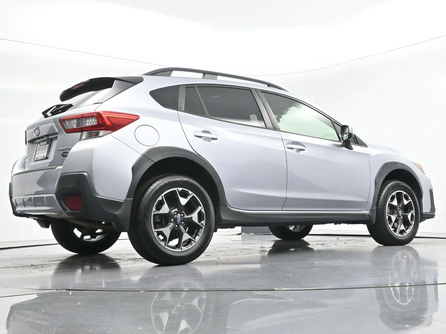 Used 2020 Ice Silver Metallic Subaru Premium image 46