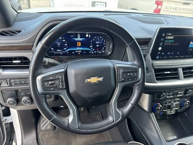 Used 2022 White Chevrolet Premier image 37