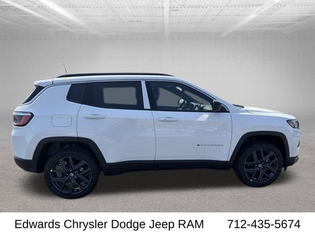 New 2026 Bright White Clear-Coat Exterior Paint Jeep 85TH ANNIVERSARY EDITION image 10