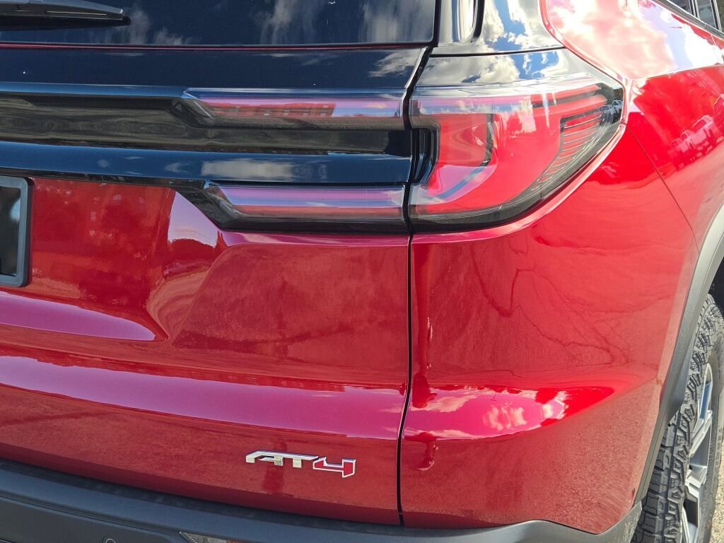 2026 GMC Acadia AT4 - Photo 15