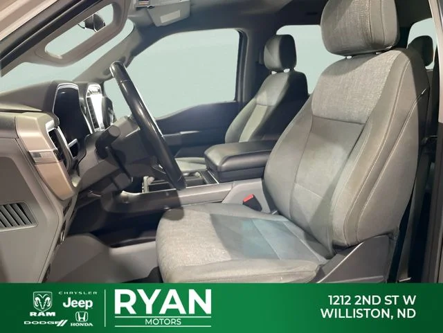 Used 2021 White Ford XLT image 32