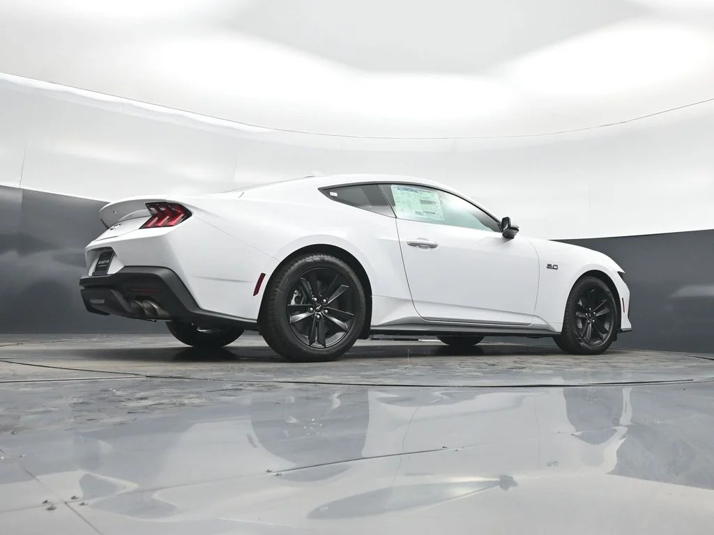 New 2026 Oxford White Ford GT image 42