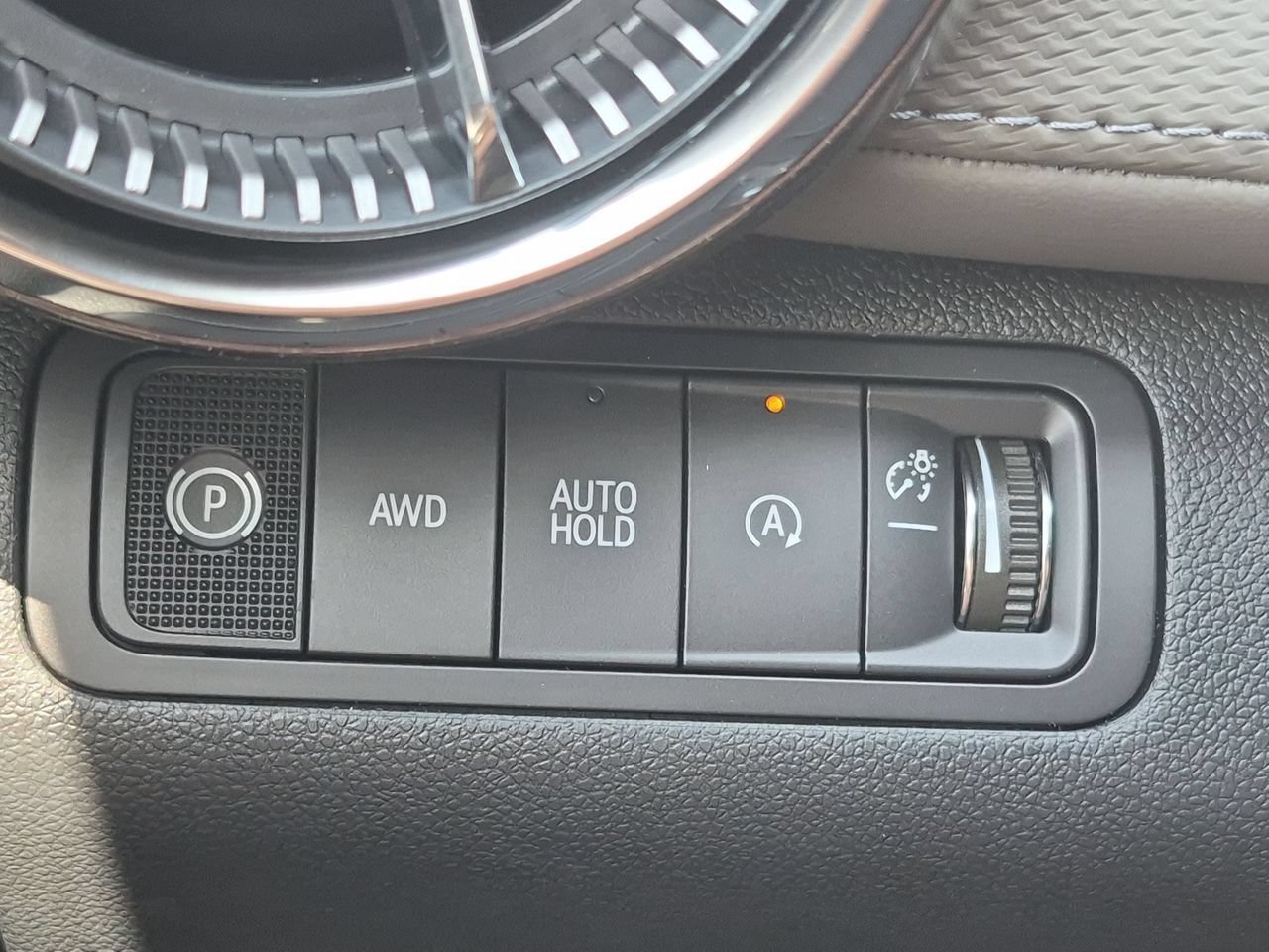 2027 Chevrolet Equinox LT - Photo 18