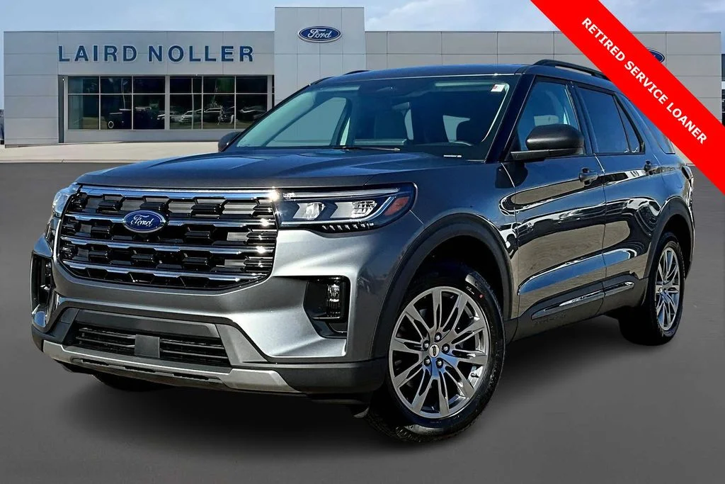 2026 Ford Explorer Active 4WD's photo