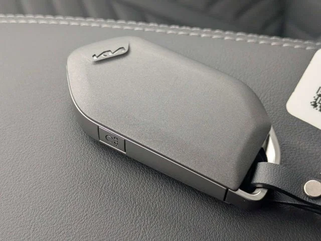 New 2026 Wolf Gray Kia S image 31