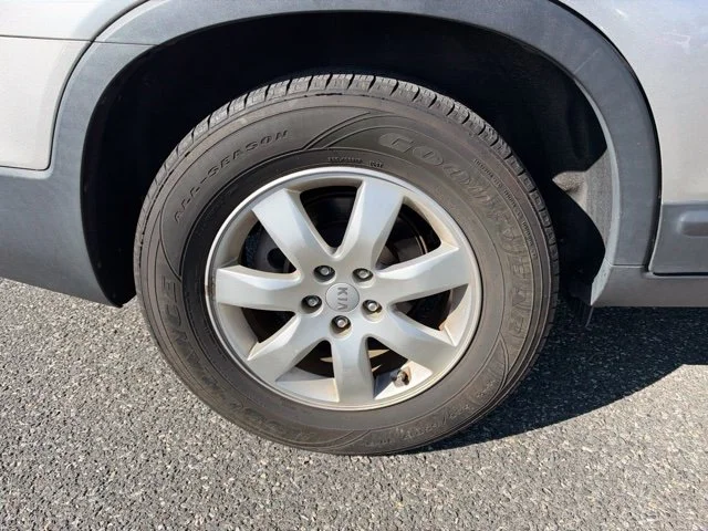 Used 2013 Satin Metal Kia LX image 19