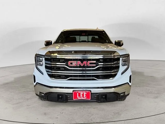 New 2026 Glacier White Tricoat GMC SLT image 9