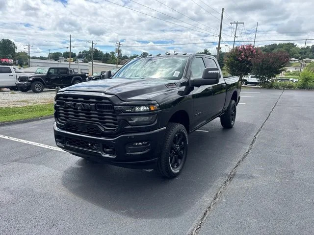 New 2026 Diamond Black Crystal Pearl-Coat Exterior Paint RAM Big Horn image 3
