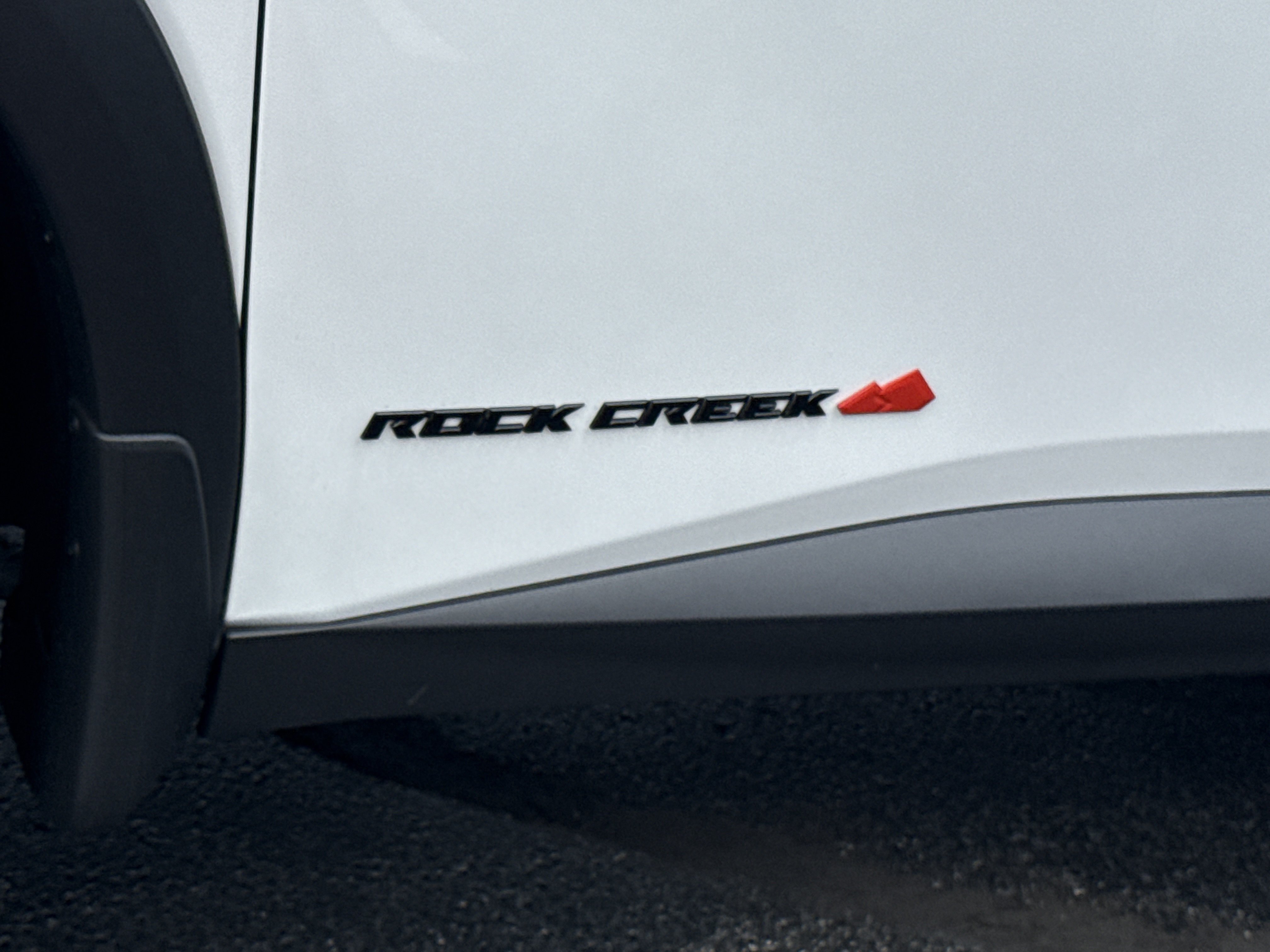 New 2026 Everest White Pearl Tricoat/Super Black Nissan Rock Creek 4WD image 13